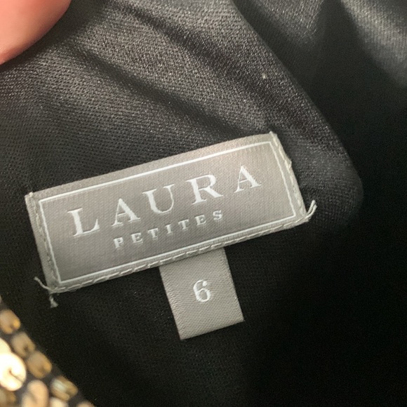 gorgeous backless formal dress size 6 - Picture 6 of 7